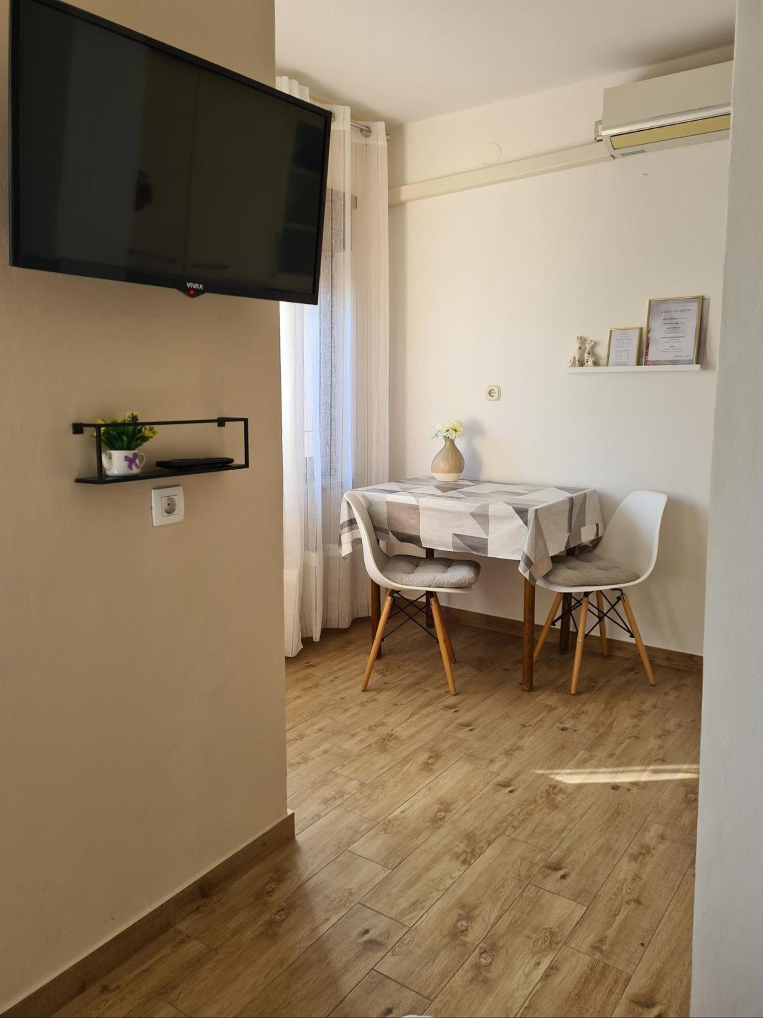 Apartments & Rooms Ivana 로비니 객실 사진